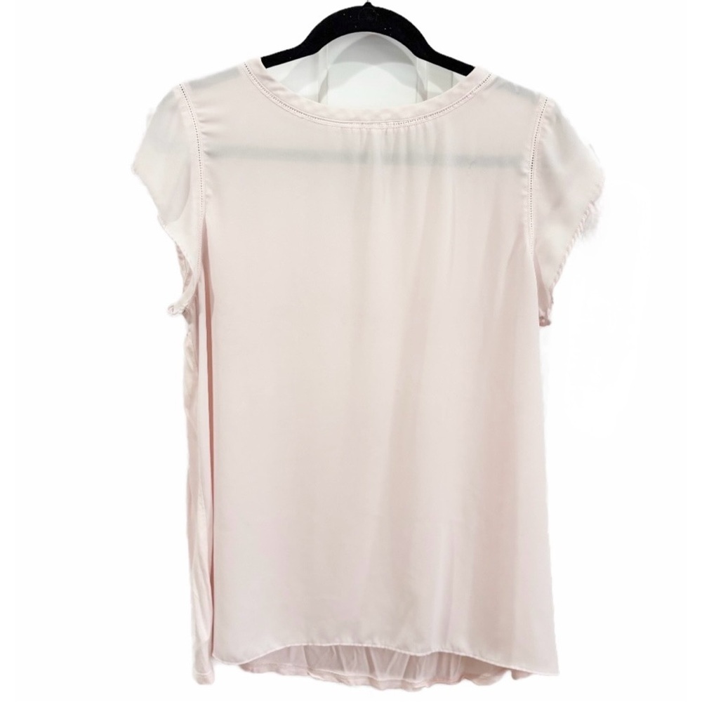 LOFT Pale Pink Short Sleeve Blouse Size L. EUC